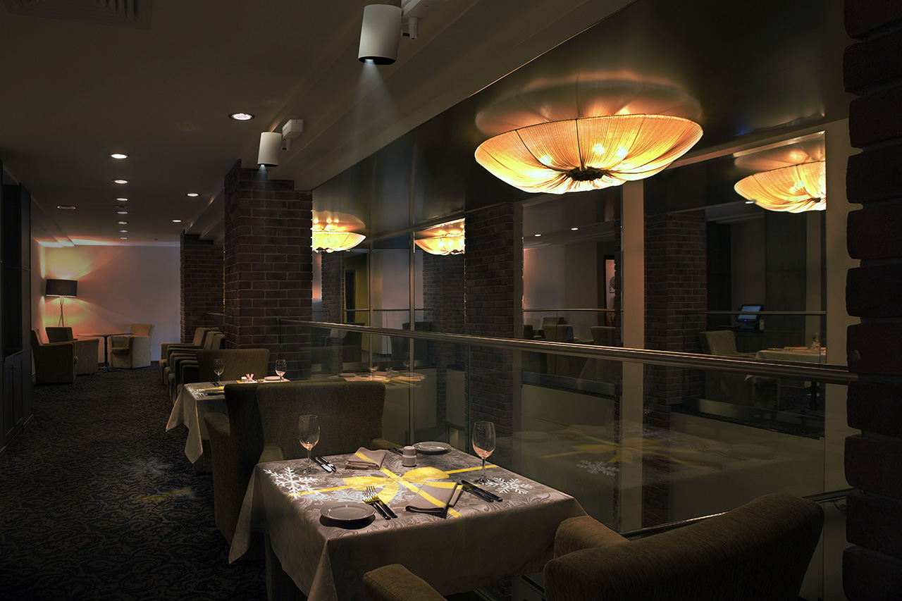 Projektor Epson LightScene EV-110